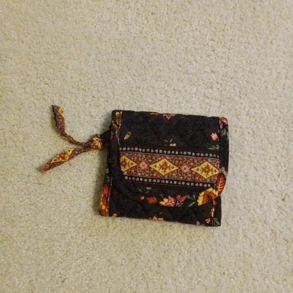 Vera Bradley Compact Wallet - Picture 1 of 5